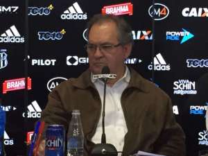 Presidente da Ponte Preta detona arbitragem: 