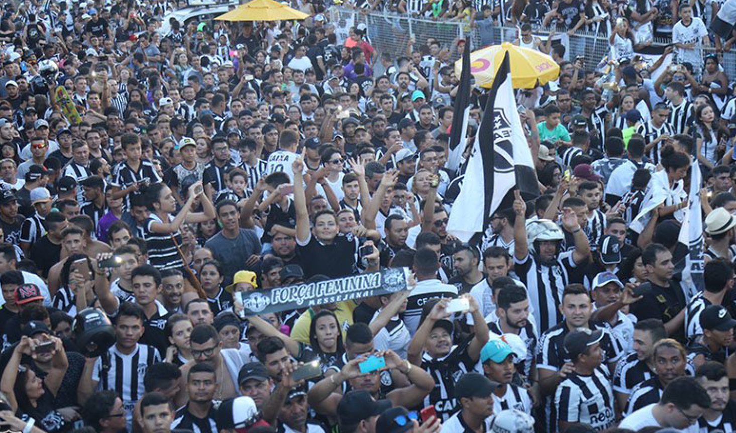 Ceará vende mais de 50 mil ingressos e domina ranking de público da Série B