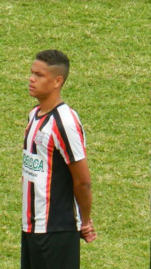 Luzinel deixa sua marca e comemora goleada por 14 a 0 no Paulistão Sub-19
