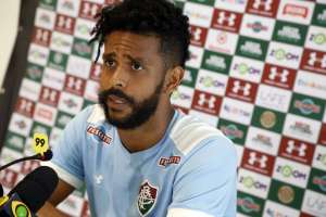 Renato Chaves admite elenco do Flu 'bem estressado' após temporada difícil