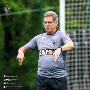 Oswaldo confirma Yago como titular no Atlético-MG; Fábio Santos vira dúvida