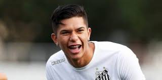 Brasileiro: Matheus Guedes,17 anos, é relacionado no Santos pela primeira vez na carreira 2 0002050281173 img