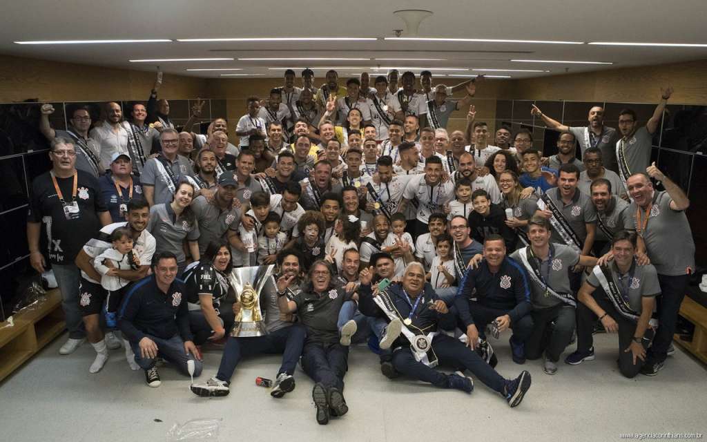 Carille afirma que Corinthians não deverá sentir a saída de Pablo em 2018