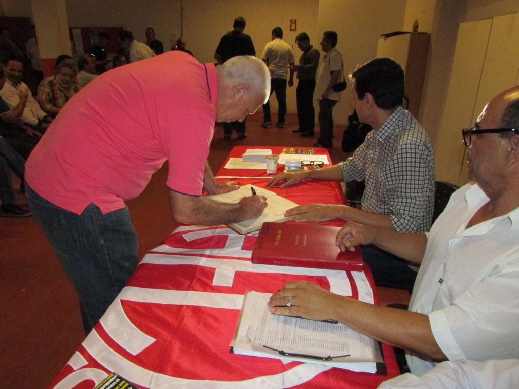 Luiz Donizete Prieto foi aclamado presidente do América