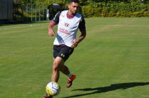 Fora dos planos, Gilberto e Denilson são liberados com antecedência do São Paulo