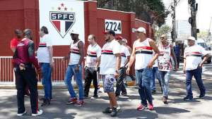 Organizada diz que reunião com diretoria do São Paulo foi '100% positiva'