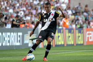 Madson diz que Vasco tem 'obrigação de vencer' a Ponte Preta para ir à Libertadores