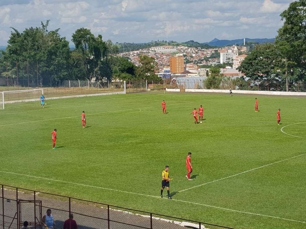 Com a mão na taça, Itapirense tenta confirmar vantagem diante do Presidente Prudente