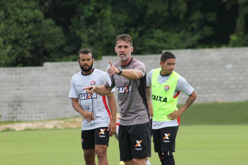 Mancini terá que  lidar com desfalques na última rodada