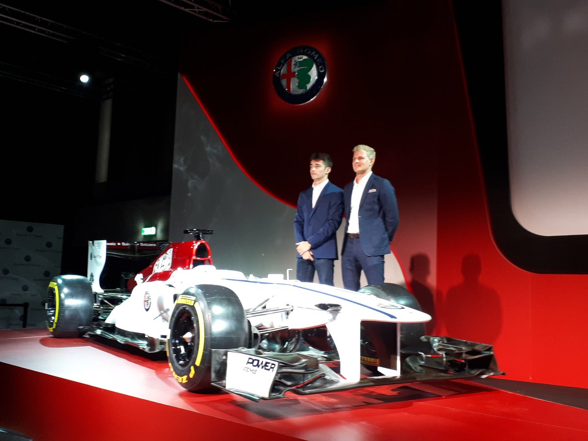F1: Sauber confirma Leclerc e Ericsson como pilotos e apresenta carro para 2018