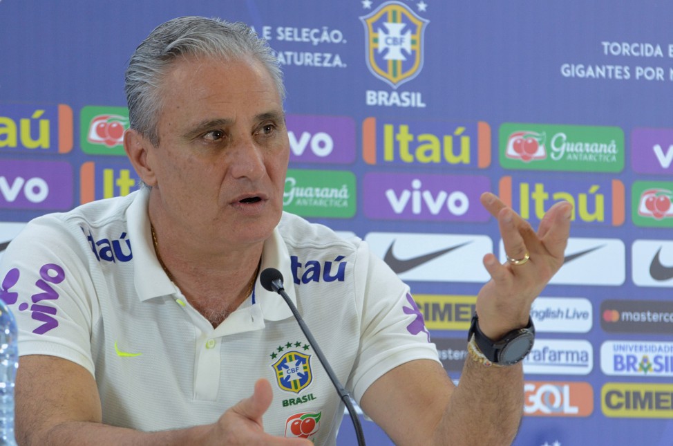 Lutar contra corrupção ‘é muito maior que a seleção brasileira’, diz Tite