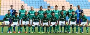 Base do Palmeiras ganha títulos em 2017, mas luta por espaço no time de cima