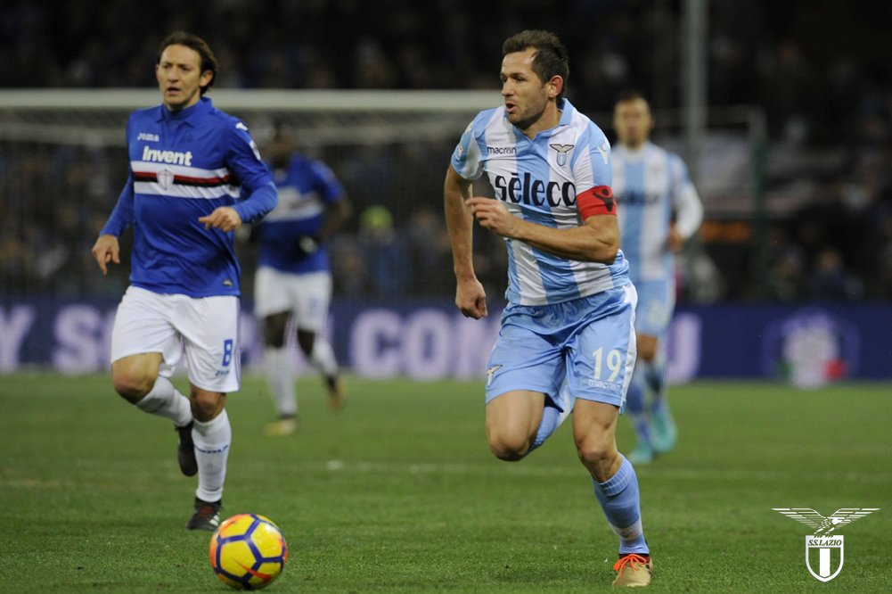 ITALIANO: Lazio bate a Sampdoria de virada e segue caça aos líderes