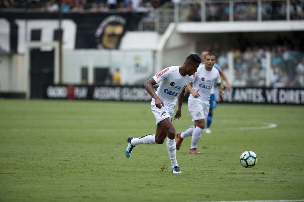 Bruno Henrique fez cobranças públicos à diretoria do Santos - Foto: Ivan Storti / Santos FC