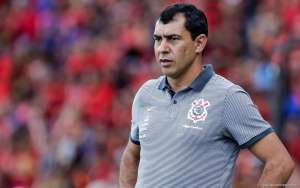 Fábio Carille já se prepara para novas baixas no elenco do Corinthians
