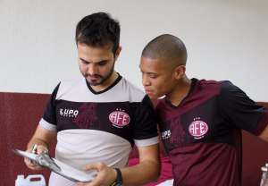 Ferroviária se reapresenta com ex-meia do Corinthians e campeões da Copa Paulista