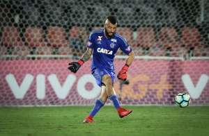 Clubes japonês se interessa por Muralha, mas Flamengo não quer negociar
