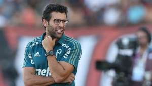 Diretoria do Palmeiras anuncia a saída de Alberto Valentim da comissão técnica