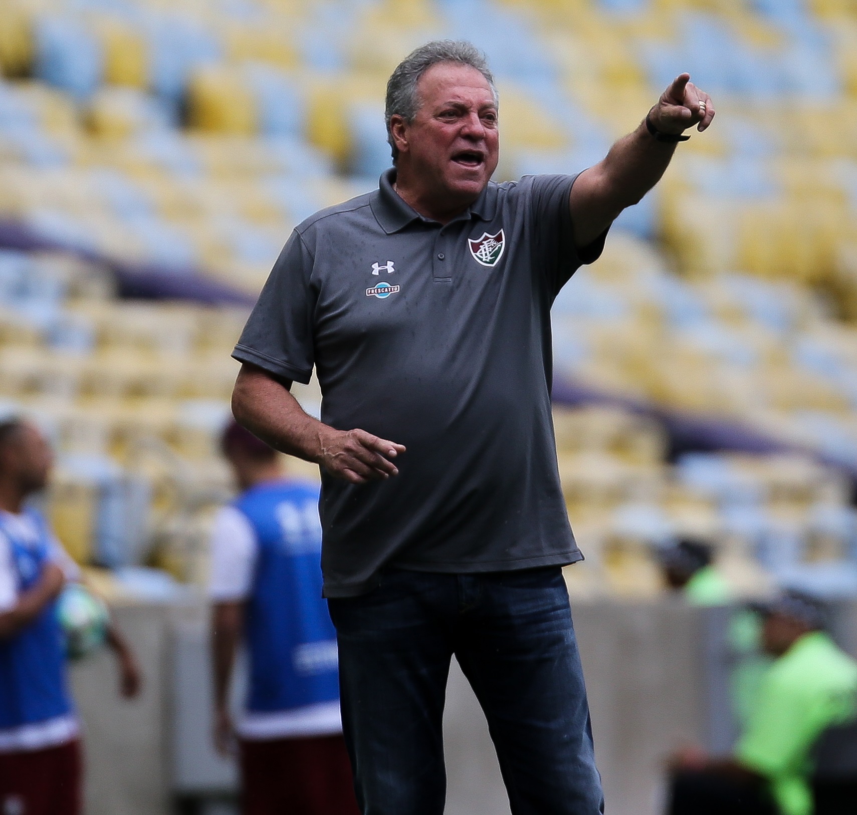 Após reunião com presidente, Abel assegura permanência no Fluminense em 2018