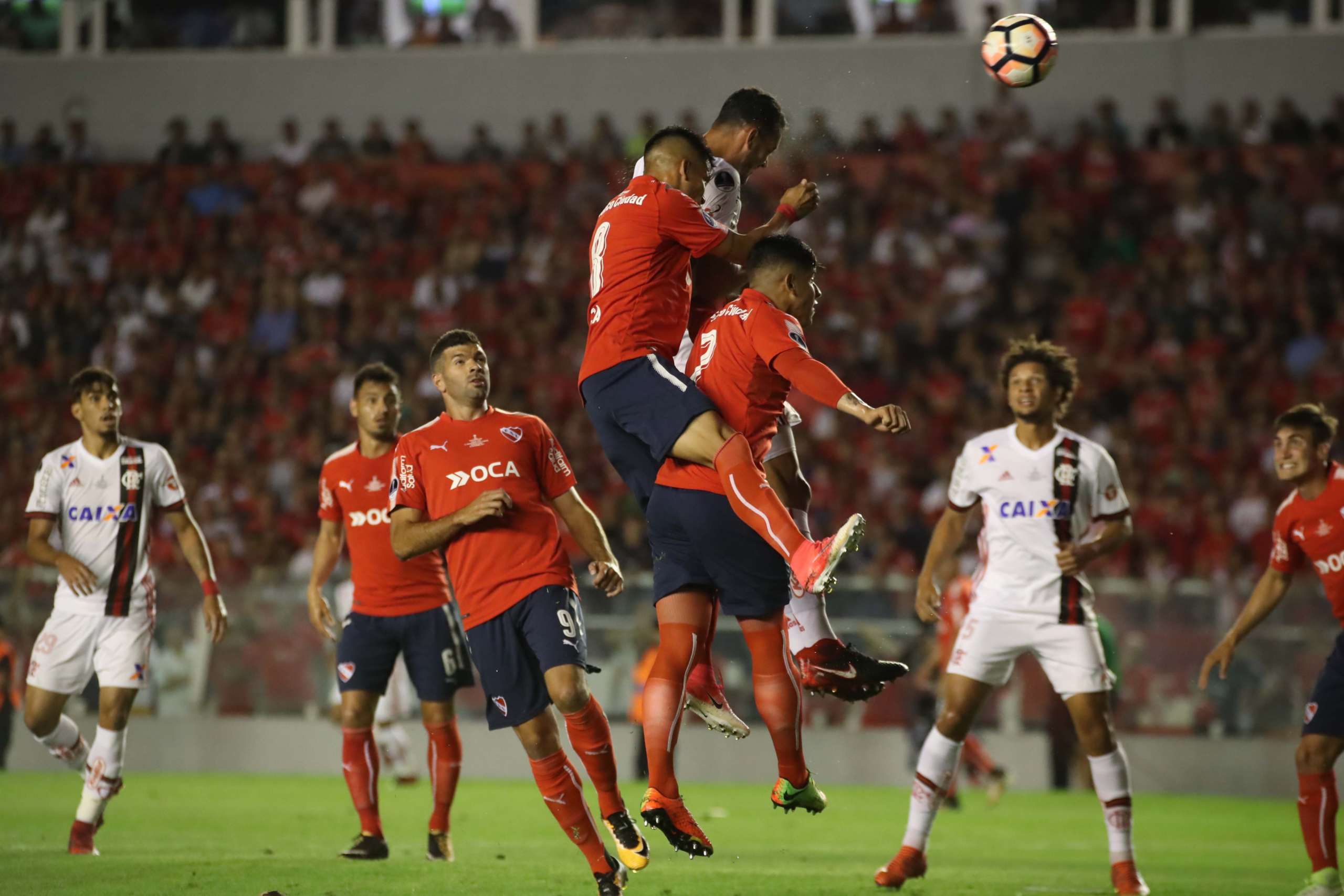 Independiente 2 x 1 Flamengo – A decisão da Sul-Americana ficou para o Maracanã!