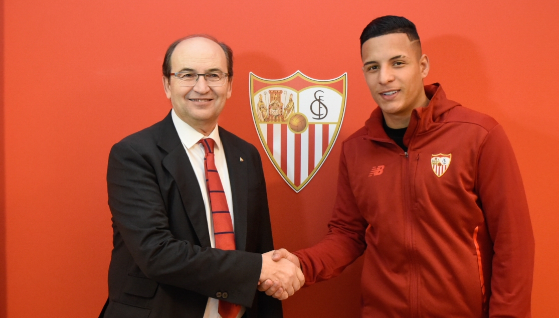 Espanhol: Aprovado nos exames, Guilherme Arana é oficializado pelo Sevilla