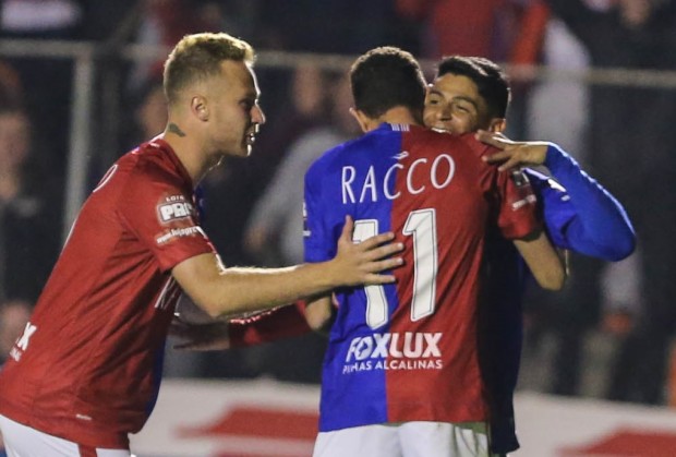 Com indefinição de Ricardo Oliveira, atacante do Paraná é sondado pelo Santos 2 0002050283467 img