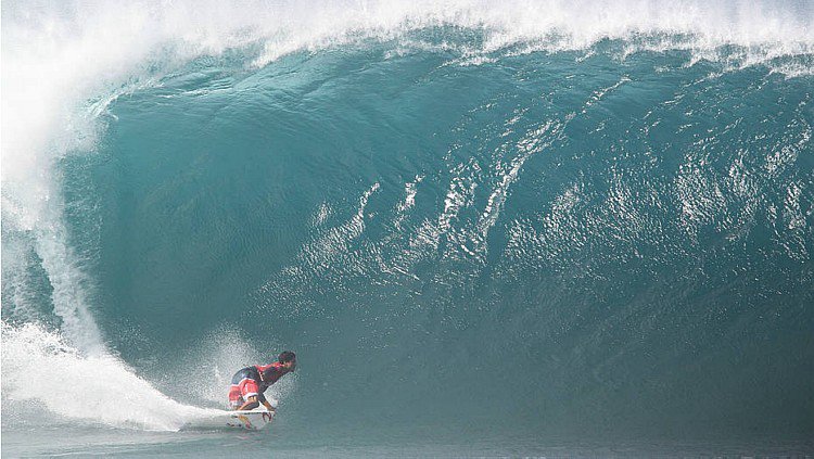 Surfe: No Havaí, Gabriel Medina briga para conquistar o bi mundial