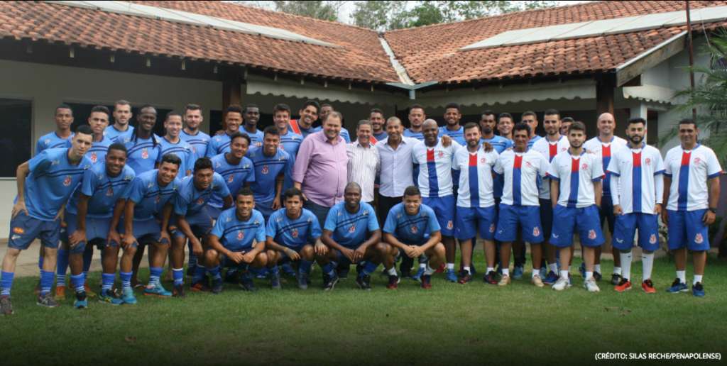  Em início de preparação, elenco do Penapolense recebe Mauro Silva (Foto: Silas Reche/Penapolense)