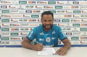 Paulistão: Ex-Ponte, atacante que subiu com o Fortaleza é anunciado pelo São Bento