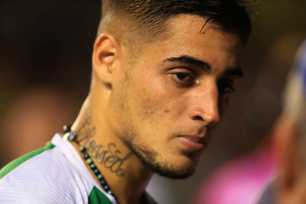 Novo presidente do Bahia diz que proposta do São Paulo pelo goleiro Jean ainda 'não é o suficiente'