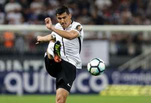 Empresário de Balbuena confirma propostas para zagueiro deixar o Corinthians