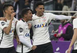 Fortaleza anuncia contratação de 'Gustagol', atacante do Corinthians