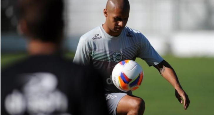 Paulista A3: Lateral desiste de acordo com o Marília e acerta com o Tombense