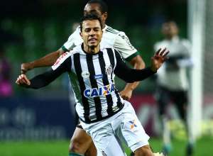 Nilmar deixa o Santos com menos de 40 minutos em campo