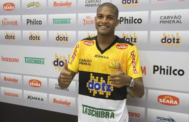 Paraense: Paysandu entra na briga com São Bento por jogador do Londrina