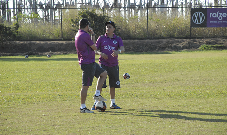Evaristo Piza prepara XV de Piracicaba para maratona de amistosos antes da Série A2