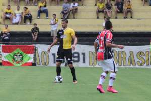 Goiano: Vila Nova acerta com zagueiro campeão pelo Botafogo