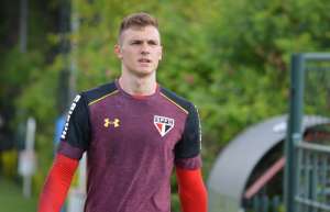 Goiano: Pretendido pelo Guarani, Lucas Perri, do São Paulo, se aproxima do Vila Nova