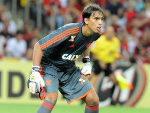 Sul-Americana: César descarta lesão após desmaio em final e lamenta vice do Flamengo