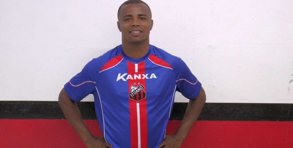 Sidnei Sciola já vinha treinando com o clube, mas foi oficializado nesta sexta (Foto: Acaz Fellegger / Ituano FC)