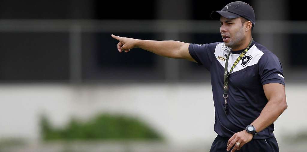 Jair Ventura está perto de fechar com o Santos - Vitor Silva/SSPress/Botafogo.