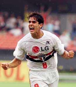 São Paulo homenageia Kaká: 'As portas da sua casa estarão sempre abertas'