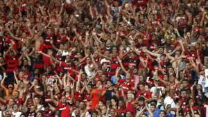 Flamengo encerra sócio-torcedor de organizadas e cogita deixar Maracanã