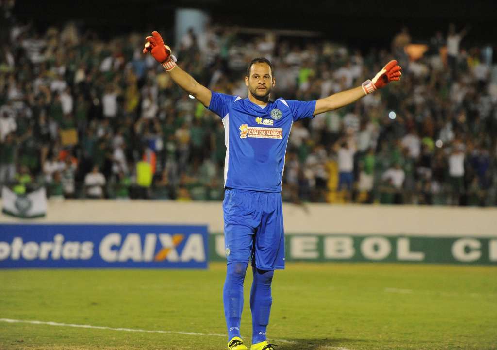 Leandro Santos segue com futuro indefinido no Guarani. (Foto: Gabriel Ferrai / GuaraniPress)