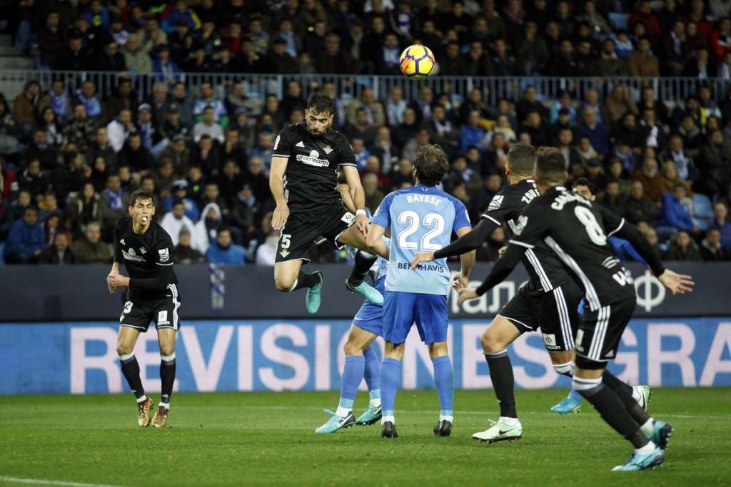 Betis vence fora de casa e afunda o Málaga na zona de rebaixamento
