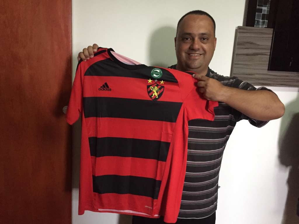 Paulo Casteli, morador da cidade de São Paulo e que fatorou uma camisa do Sport