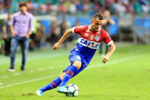 Catarinense: Livre no mercado, ex-Santos e Palmeiras entra na mira do Figueirense