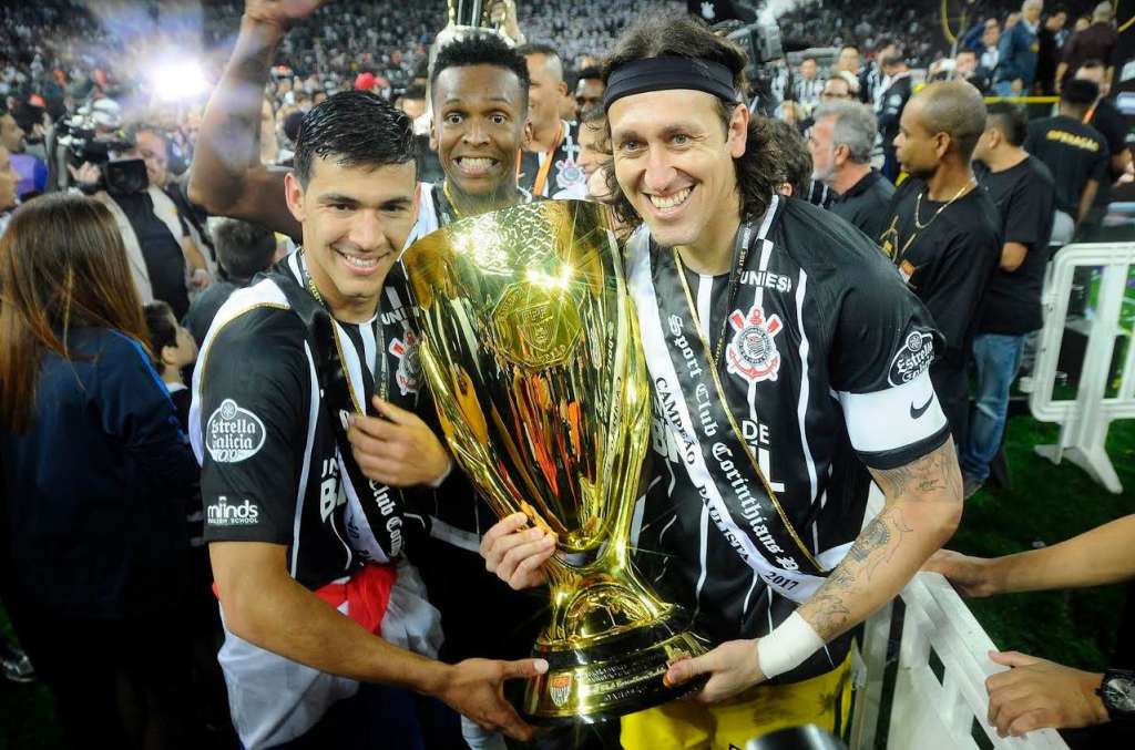 ESPECIAL PAULISTÃO: Corinthians derruba 'quarta força' e faz história 2 0002050285118 img