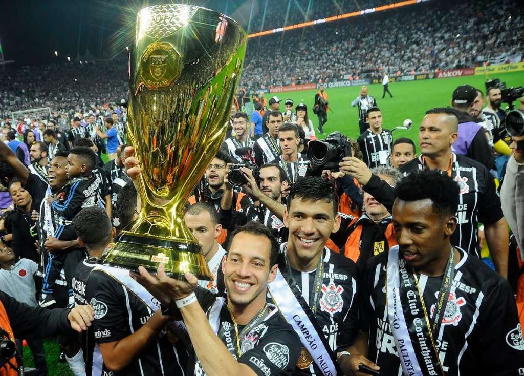 ESPECIAL PAULISTÃO: Corinthians derruba 'quarta força' e faz história 4 0002050285120 img