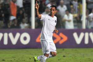 Ricardo Oliveira fica perto de adeus ao Santos e pode reforçar o Atlético-MG